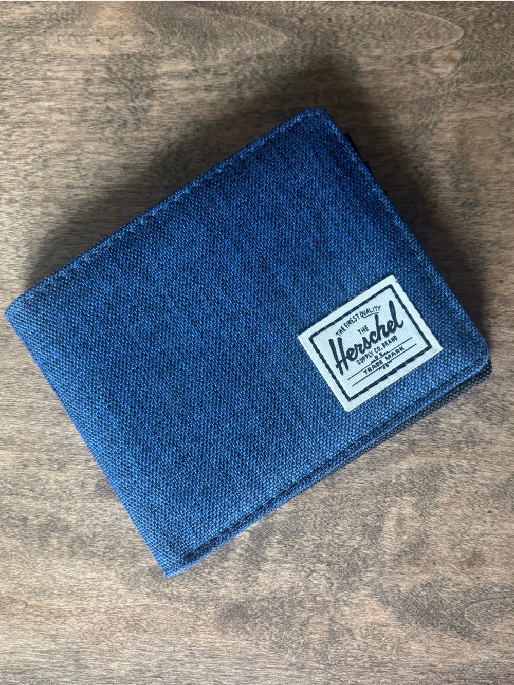 NWOT Herschel Supply Co. Roy Wallet in Eclipse X